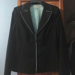 Women Cadie blazer. Black with sky blue interior